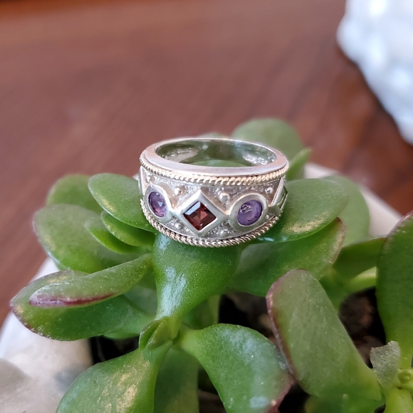 Sterling Silver/14K Ring with Garnet, Amethyst, and Peridot 6.75 Vintage - Picture 8 of 16